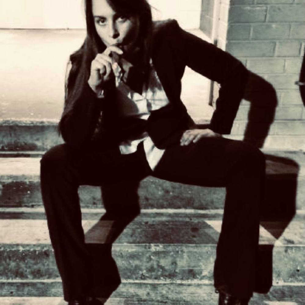 Meet your Posher, Cassandra